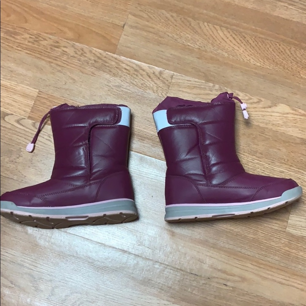 Boots - Picture 3 of 3